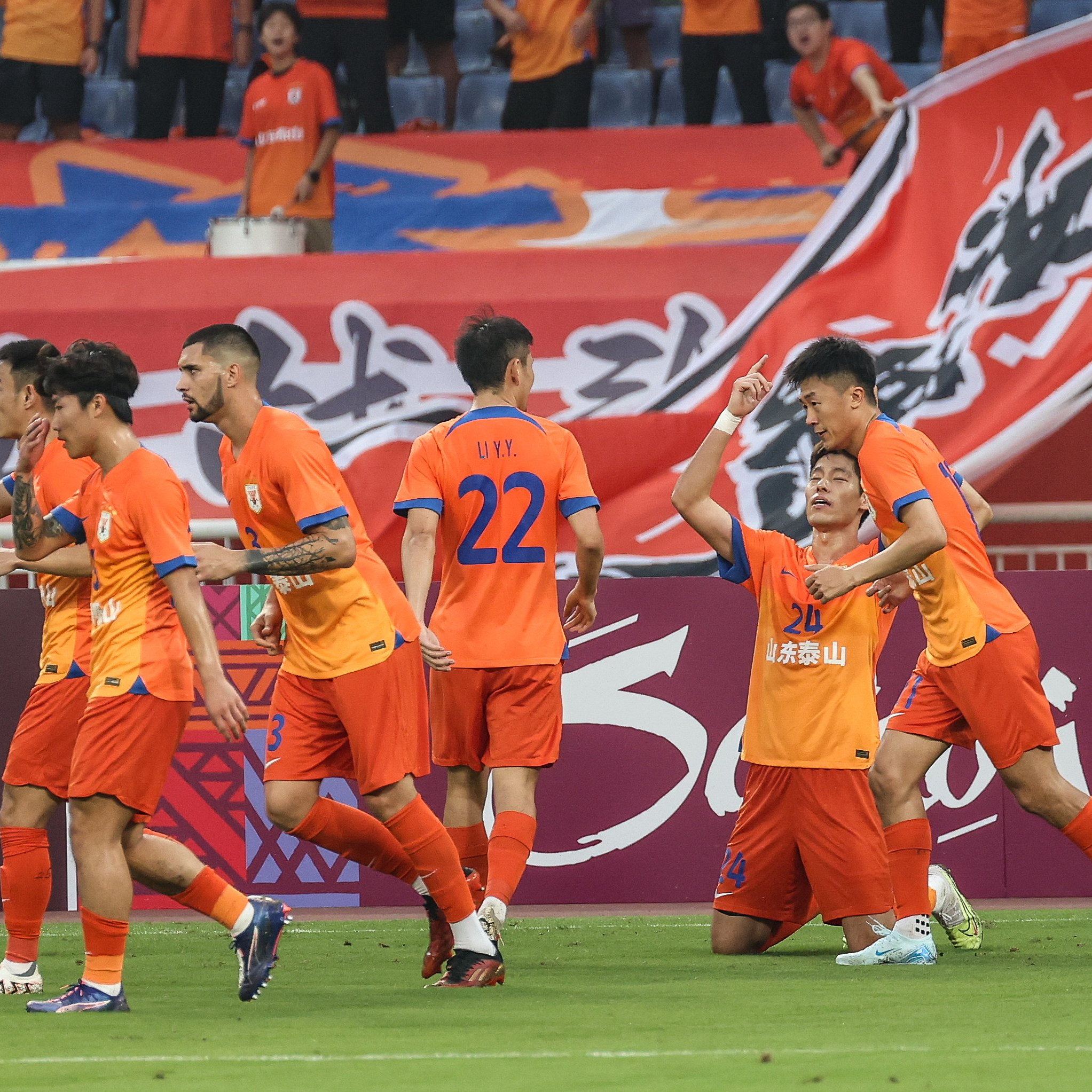 九游网页客户端-赛后突围战来临，亚特兰大围绕足总杯战术微调，态度坚定，阵容厚度经受考验(伽蓝城堡伽蓝遗迹入口攻略)