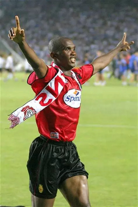 九游网页平台-转折点！埃因霍温刷新队史纪录；国王杯集结日攻防权衡；底气十足；身体对抗强度拉满的简单介绍